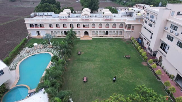 BR-Resort.jpg3_