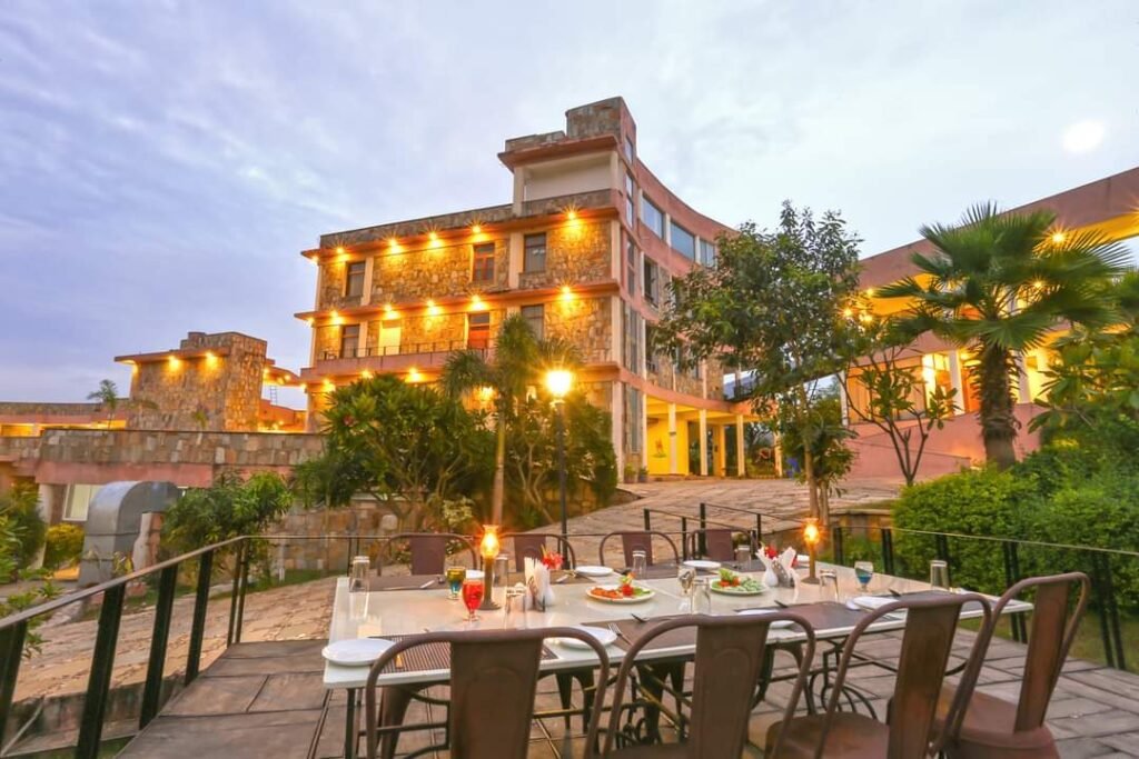 Palm-Valley-resort-Udaipur-4