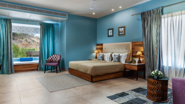 Sajjangarh-Deluxe-Room-6