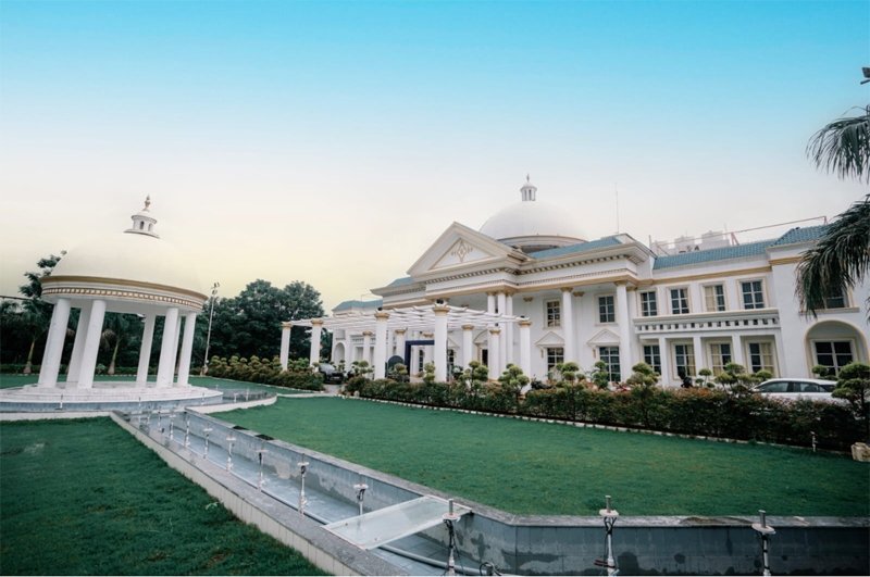 The-Royal-Palace-Dewas.jpg2_