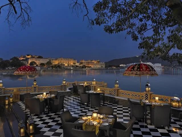 The-leela-pLace-Udaipur.jpg4_