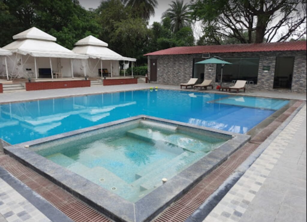 Unwind-Resort-2