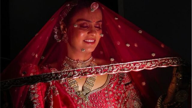 Photographer PHT011 – 1