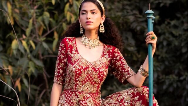 Photographer PHT011 – 11